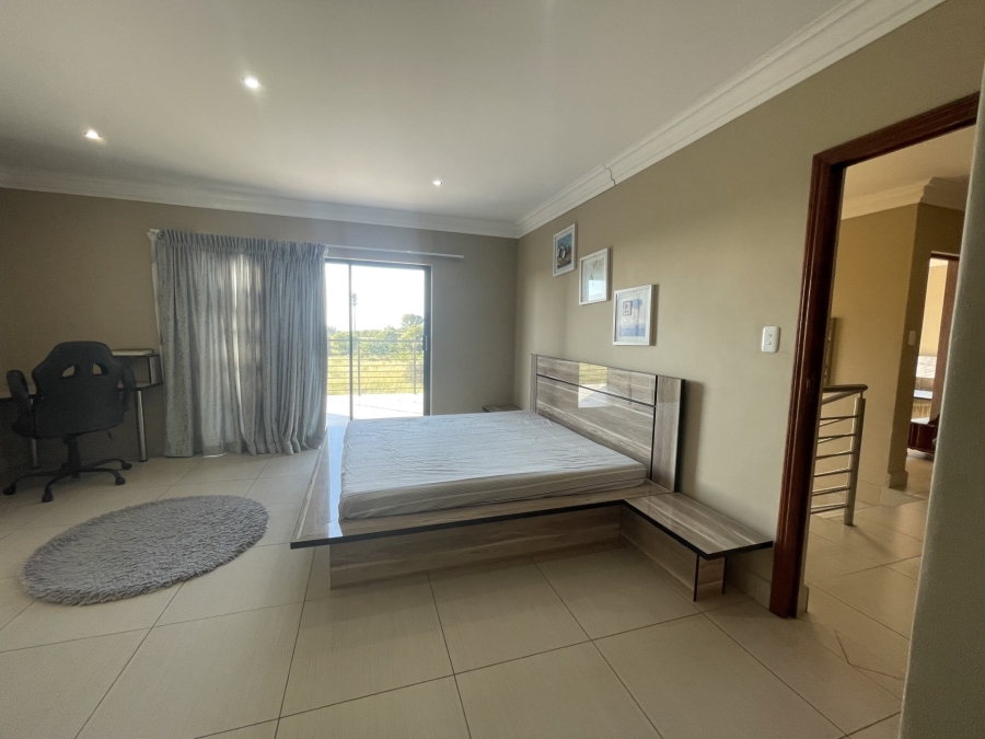 4 Bedroom Property for Sale in Heuwelsig Free State
